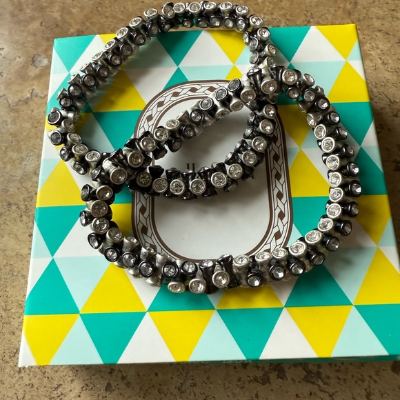 Stella & Dot Vintage Twist Bracelet, silver - Picture 2 of 3